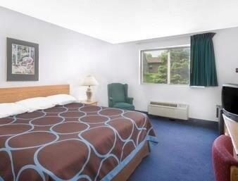 Hotel Super 8 By Wyndham Kingston Exterior foto